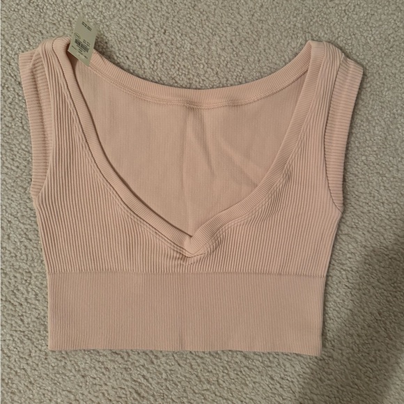 Aerie dusty rose crop shirt - Picture 2 of 3